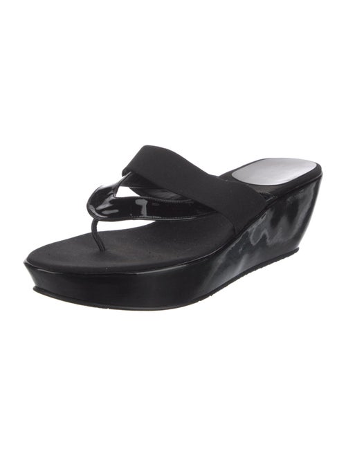 Stuart Weitzman Patent Leather Flip Flops