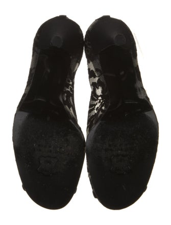 Stuart Weitzman Lace Lace Pattern Pumps