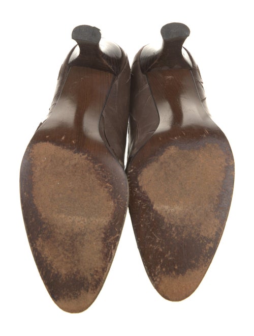 Stuart Weitzman Leather Embroidered Accent Pumps