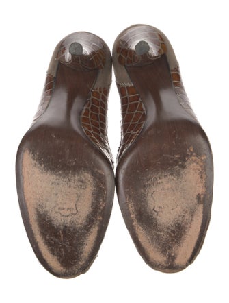 Stuart Weitzman Patent Leather Pumps