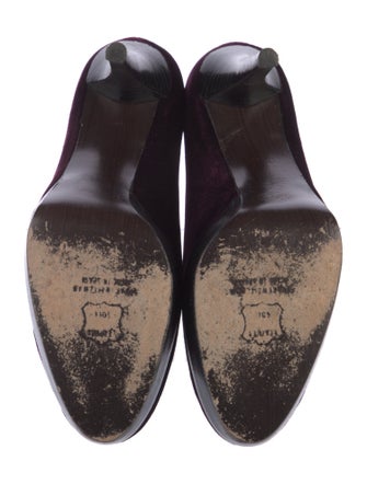 Stuart Weitzman Velvet Pumps