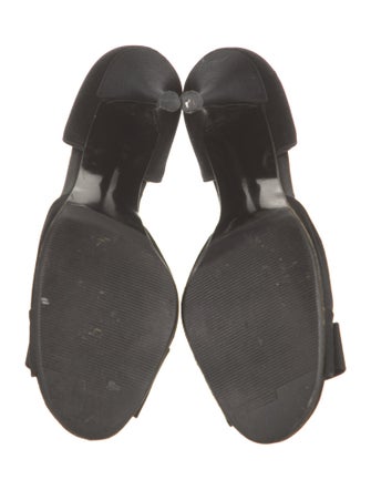 Stuart Weitzman Satin Bow Accents Sandals