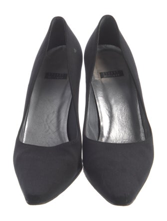 Stuart Weitzman Pumps