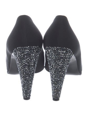 Stuart Weitzman Pumps