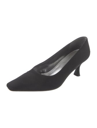 Stuart Weitzman Pumps