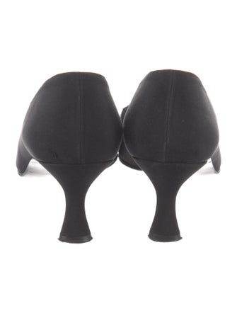 Stuart Weitzman Pumps