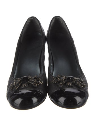 Stuart Weitzman Leather Chain-Link Accents Pumps