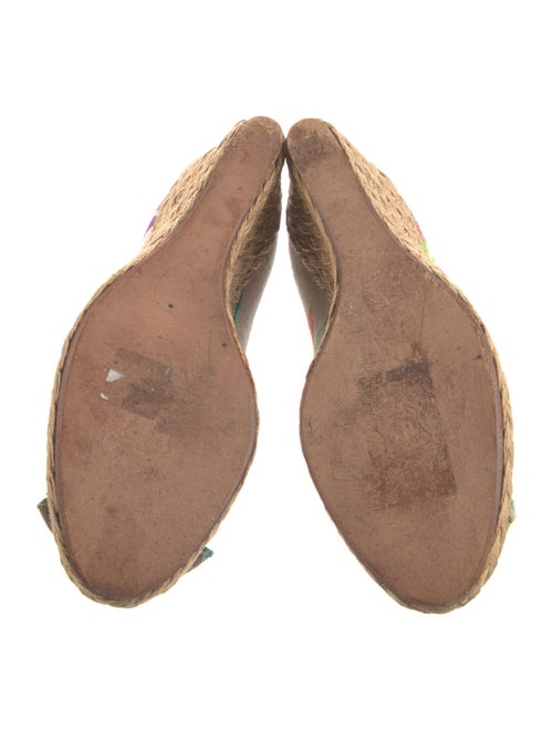 Stuart Weitzman Canvas Printed Pumps