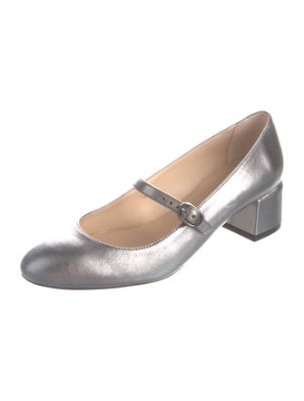 Stuart Weitzman Patent Leather Bow Accents Pumps