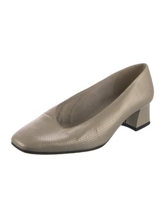 Stuart Weitzman Leather Pumps