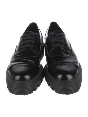 Stuart Weitzman Leather Oxfords