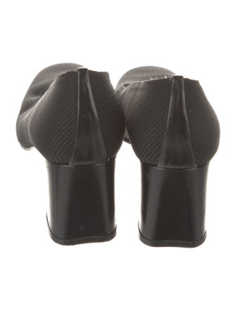 Stuart Weitzman Pumps