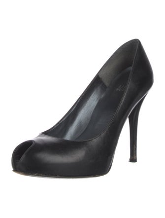 Stuart Weitzman Leather Pumps