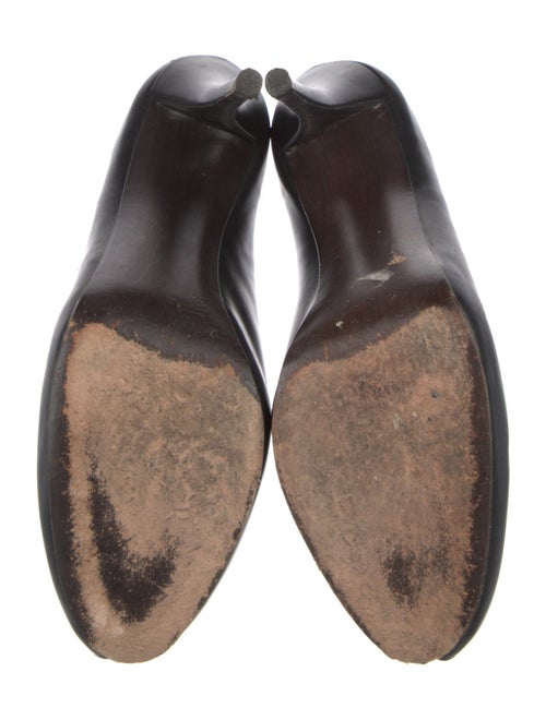 Stuart Weitzman Leather Pumps