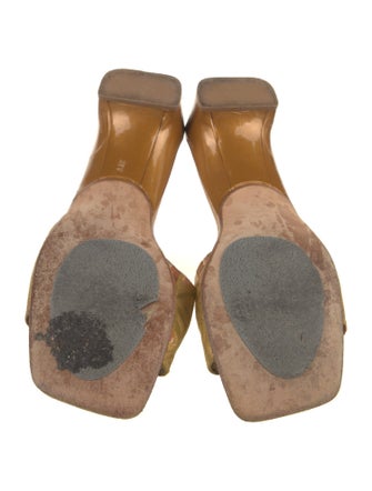 Stuart Weitzman Slides