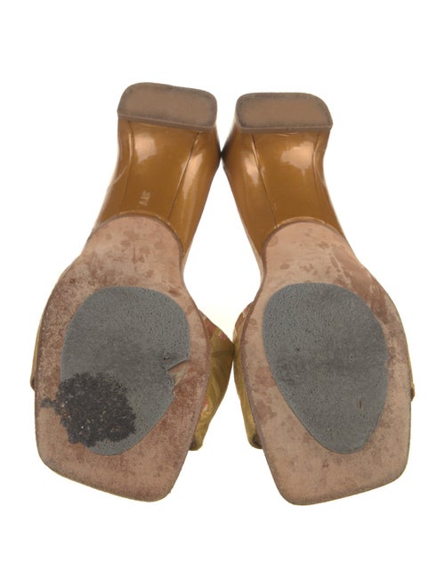 Stuart Weitzman Slides