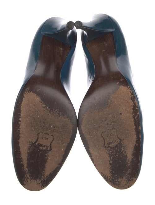 Stuart Weitzman Leather Pumps