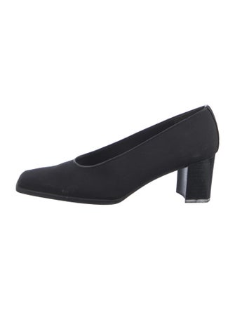 Stuart Weitzman Pumps