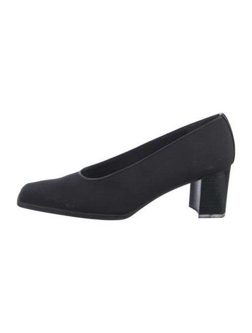 Stuart Weitzman Pumps