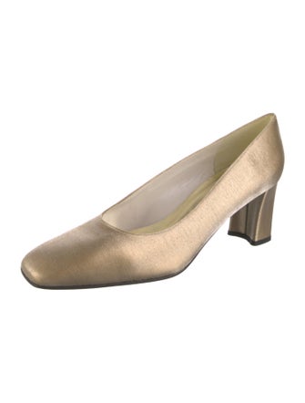 Stuart Weitzman Pumps