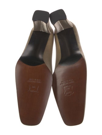 Stuart Weitzman Pumps