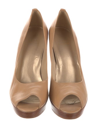 Stuart Weitzman Leather Pumps