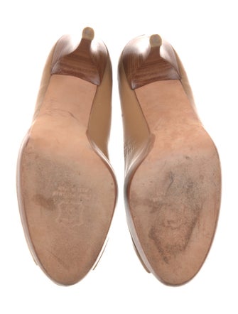 Stuart Weitzman Leather Pumps