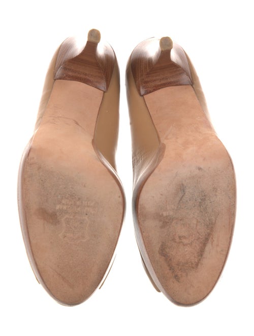 Stuart Weitzman Leather Pumps