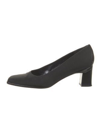 Stuart Weitzman Pumps