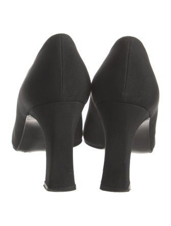 Stuart Weitzman Pumps