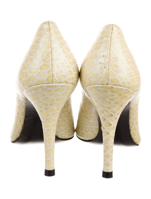 Stuart Weitzman Leather Pumps