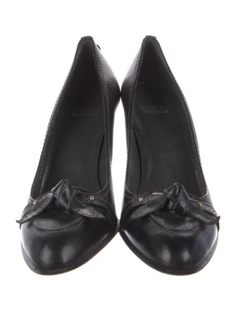Stuart Weitzman Leather Chain-Link Accents Pumps