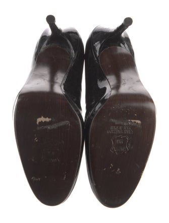 Stuart Weitzman Patent Leather Pumps