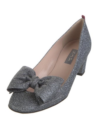 Stuart Weitzman Glitter Pumps