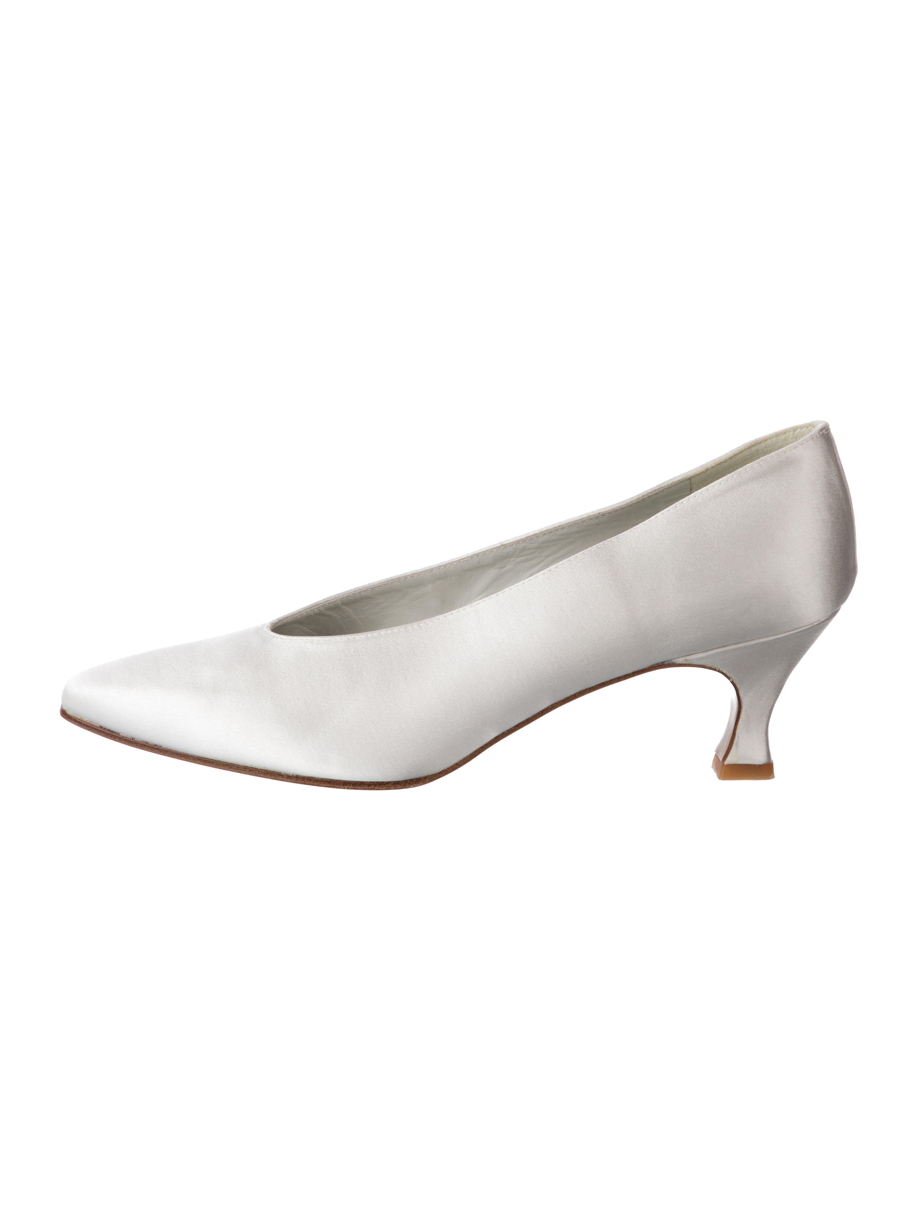 Stuart Weitzman Satin Pumps