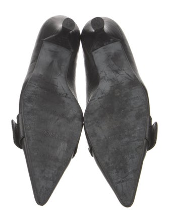 Stuart Weitzman Leather Studded Accents Pumps