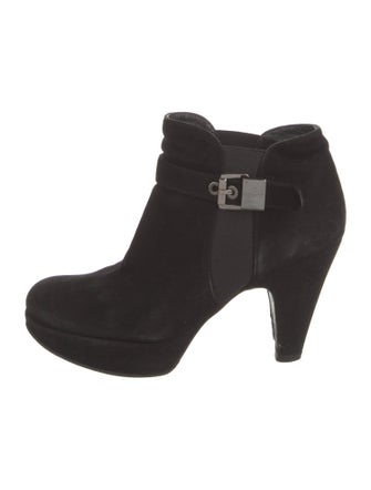 Stuart Weitzman Suede Boots