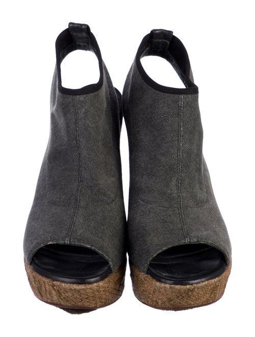 Stuart Weitzman Slingback Sandals