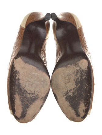 Stuart Weitzman Embossed Leather Colorblock Pattern Pumps