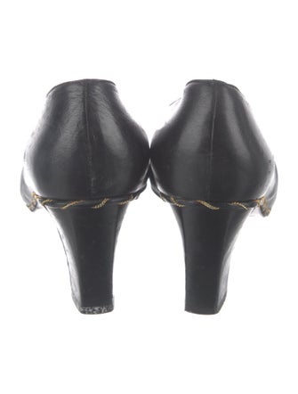 Stuart Weitzman Leather Chain-Link Accents Pumps