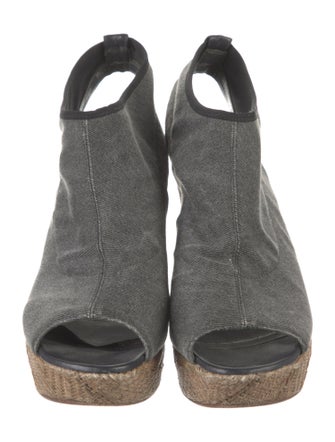 Stuart Weitzman Cutout Accent Slingback Pumps