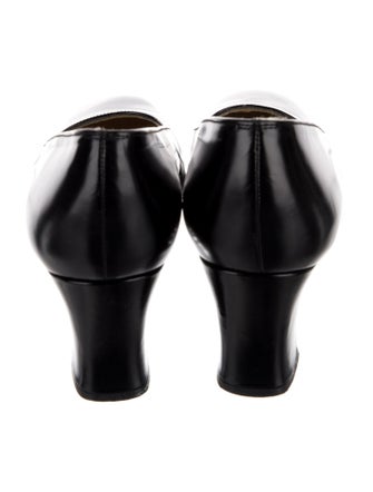 Stuart Weitzman Leather Pumps