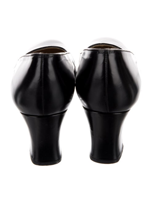 Stuart Weitzman Leather Pumps