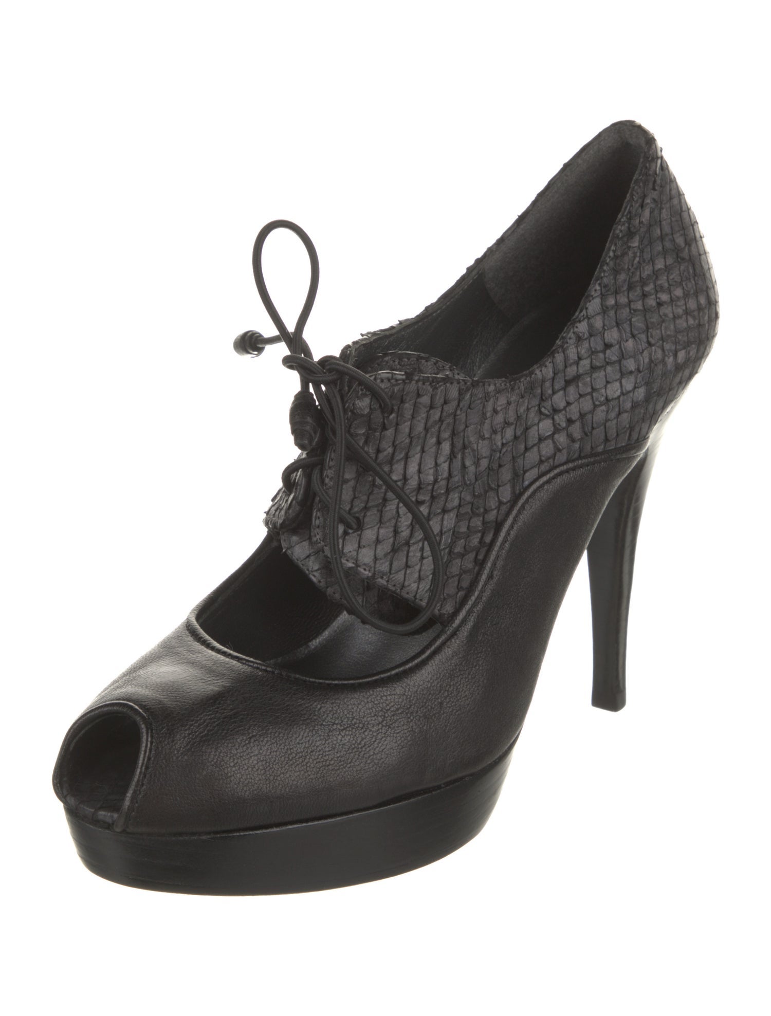 Stuart Weitzman Leather Pumps