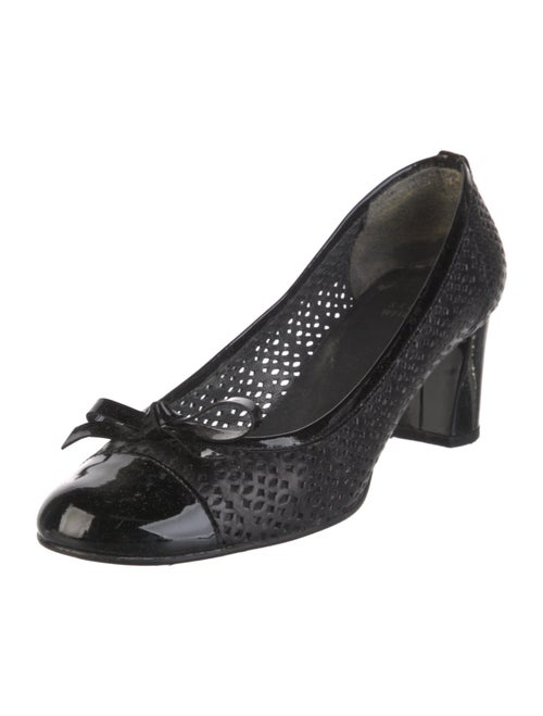 Stuart Weitzman Leather Lasercut Accents Pumps