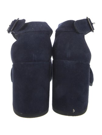 Stuart Weitzman Suede Sandals