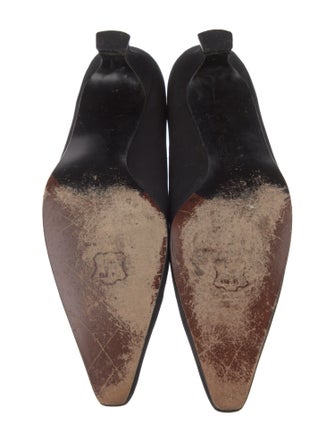 Stuart Weitzman Pumps