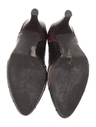 Stuart Weitzman Leather Printed Pumps