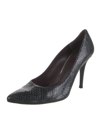 Stuart Weitzman GG Embossed Embossed Leather Pumps