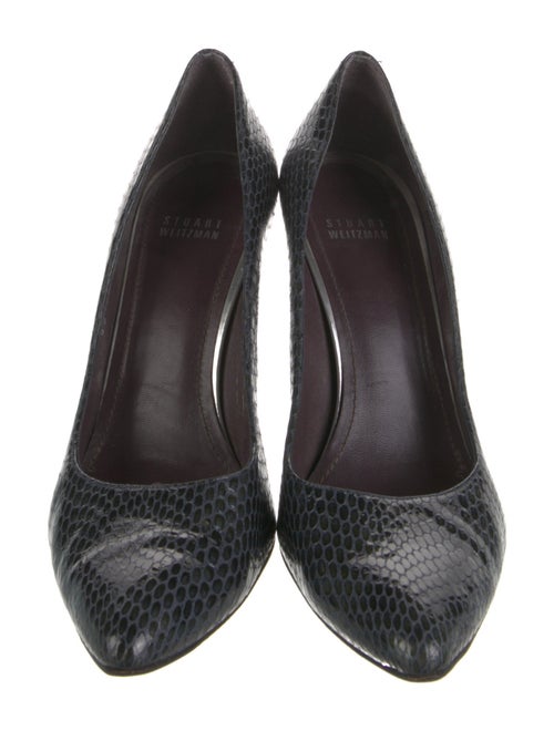 Stuart Weitzman GG Embossed Embossed Leather Pumps
